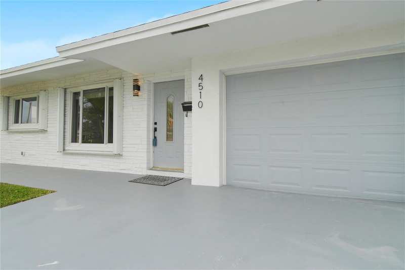 4510 NW 49th Drive, Tamarac FL 33319