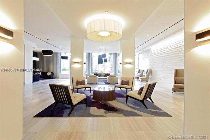 100 Bayview Dr # 309, Sunny Isles Beach FL 33160
