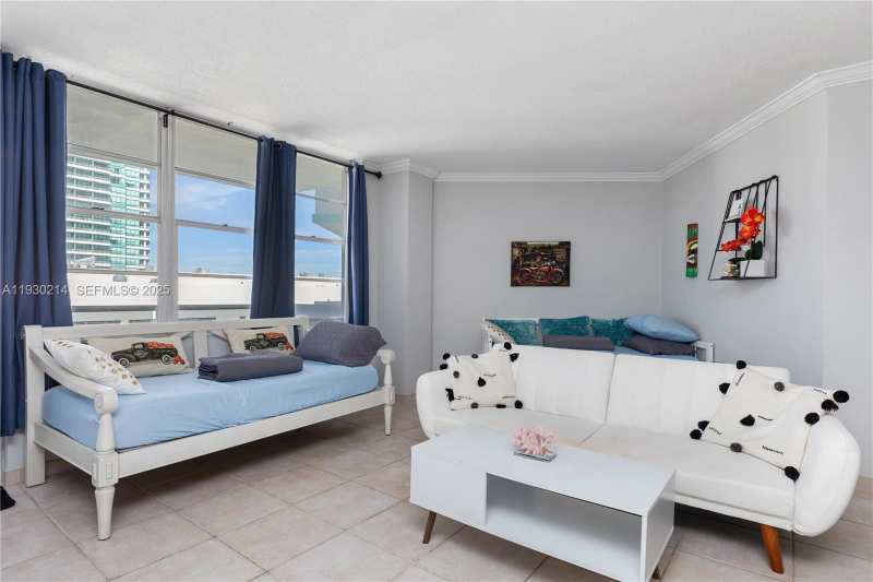 3725 S Ocean Dr # 1421, Hollywood FL 33019