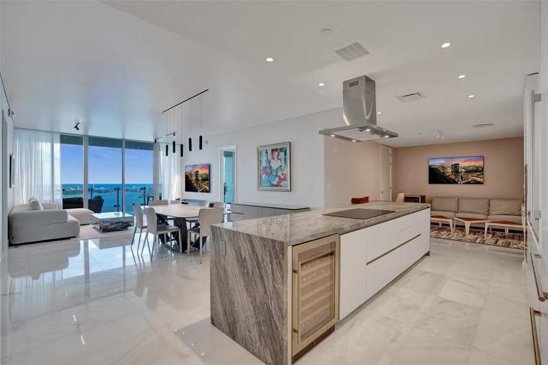 700 NE 26th Terrace # 4702, Miami FL 33137