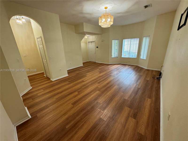2452 SE 19th Ct, Homestead FL 33035