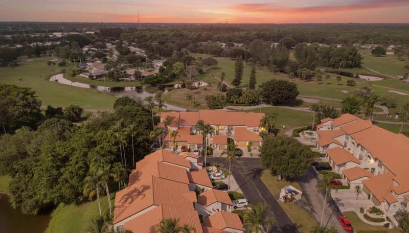 7661 Mackenzie Court # 422, Lake Worth FL 33467