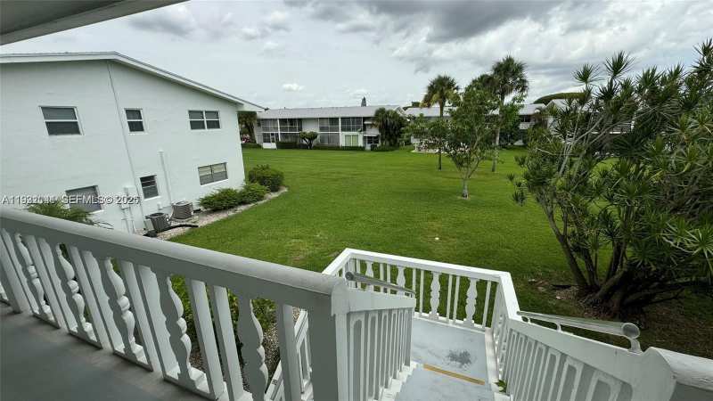 163 Coventry G # 163, West Palm Beach FL 33417