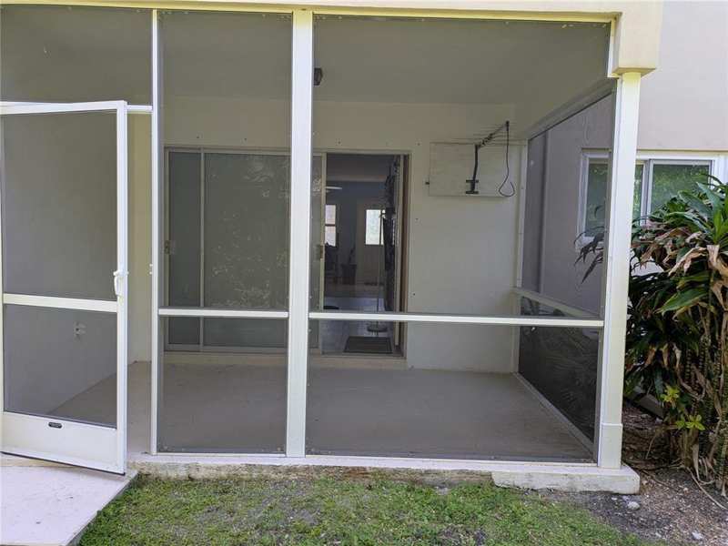 2115 NE 42nd Court # 104N, Lighthouse Point FL 33064