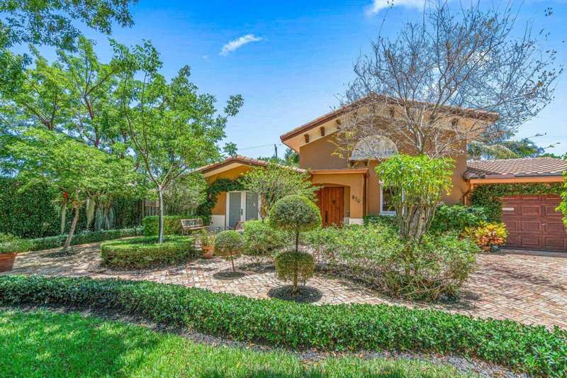 870 NW 7th Street, Boca Raton FL 33486