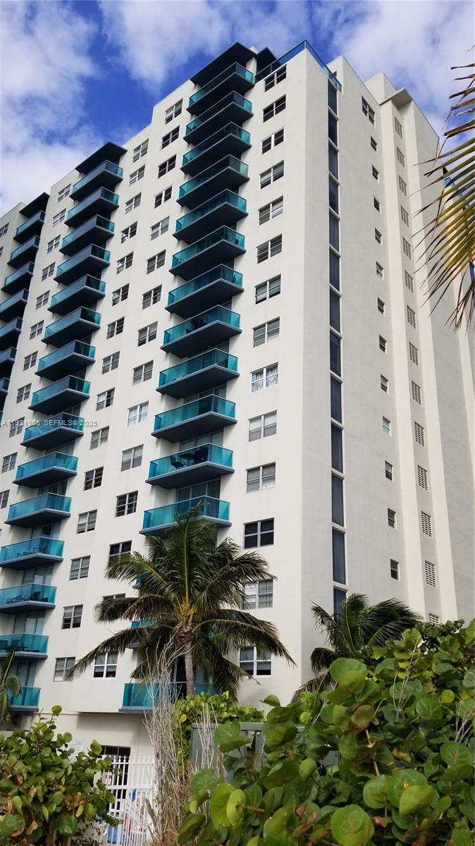 4001 S Ocean Dr # 4J, Hollywood FL 33019