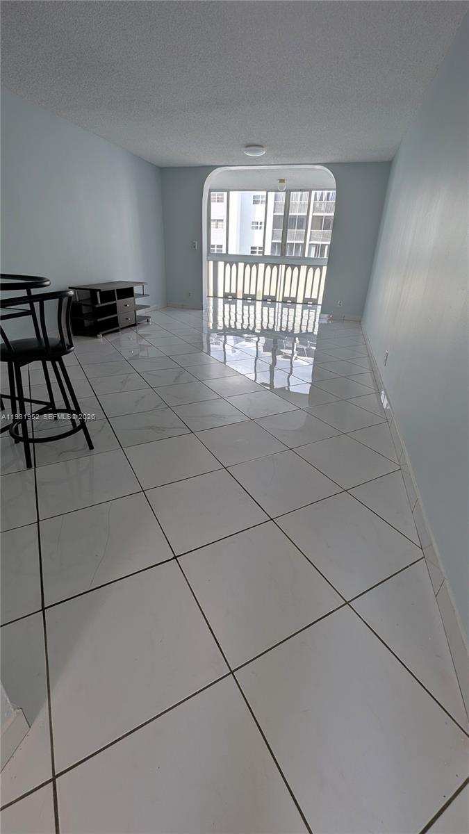 301 NE 14th Ave # 404, Hallandale Beach FL 33009