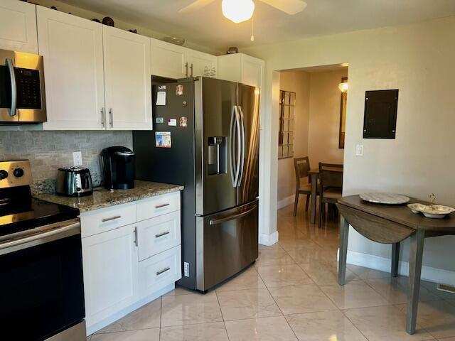 3755 Via Poinciana # 304, Lake Worth FL 33467