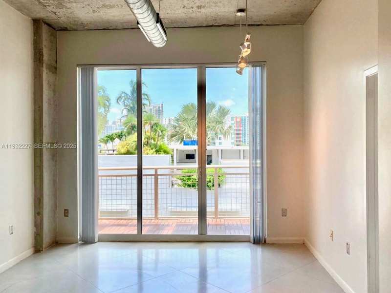 2001 Biscayne Blvd # 2608, Miami FL 33137