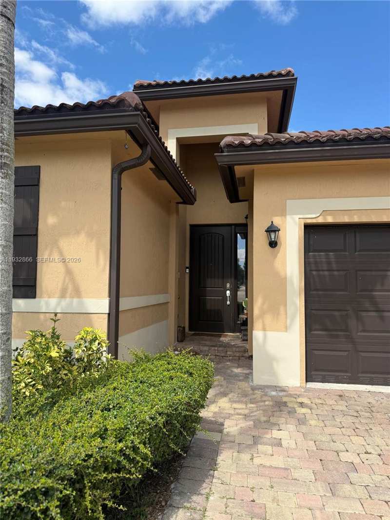 12071 SW 253rd St, Homestead FL 33032