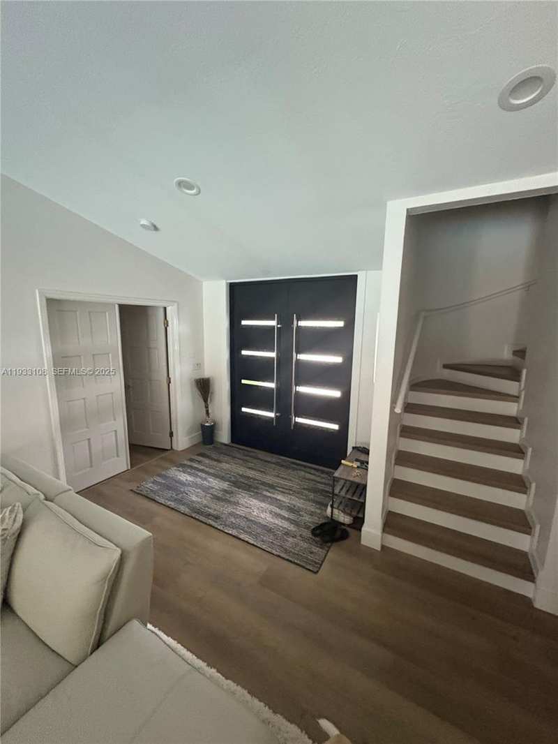8265 SW 176th Ter, Palmetto Bay FL 33157