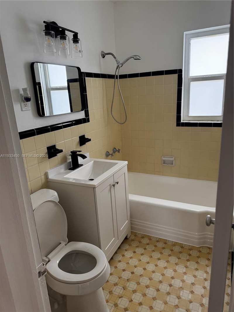 725 NE 91st St # 3D, Miami Shores FL 33138