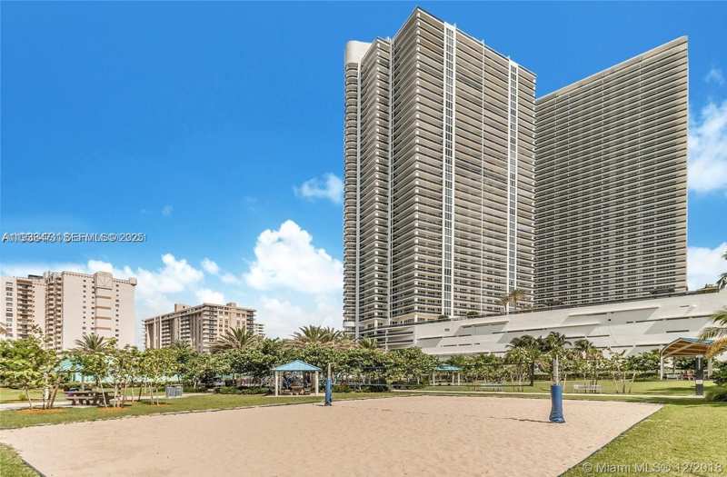 1830 S Ocean Dr # 4707, Hallandale Beach FL 33009