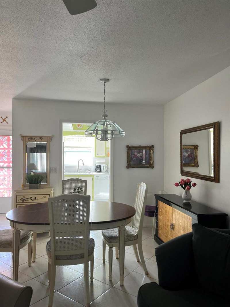 2980 Crosley Drive E # F, West Palm Beach FL 33415