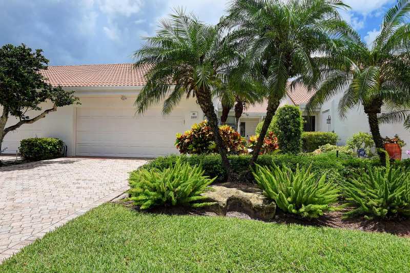 19550 Sawgrass Drive # 2102, Boca Raton FL 33434