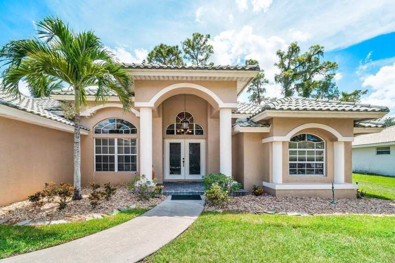 146 Fernwood Crescent, Royal Palm Beach FL 33411
