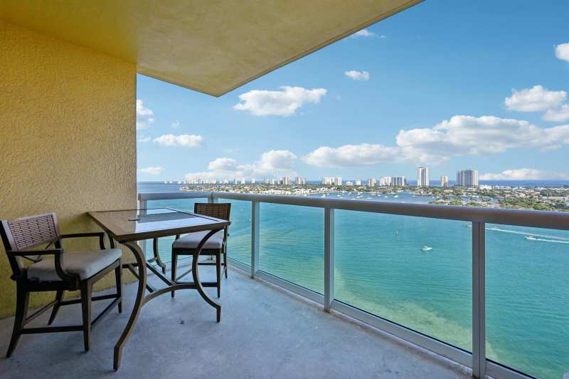 2640 Lake Shore Drive # 1810, Riviera Beach FL 33404