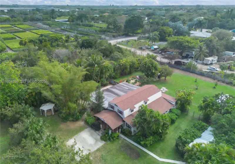19810 SW 200th St, Miami FL 33187