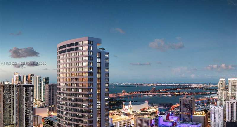 225 N Miami Ave # 1708, Miami FL 33128
