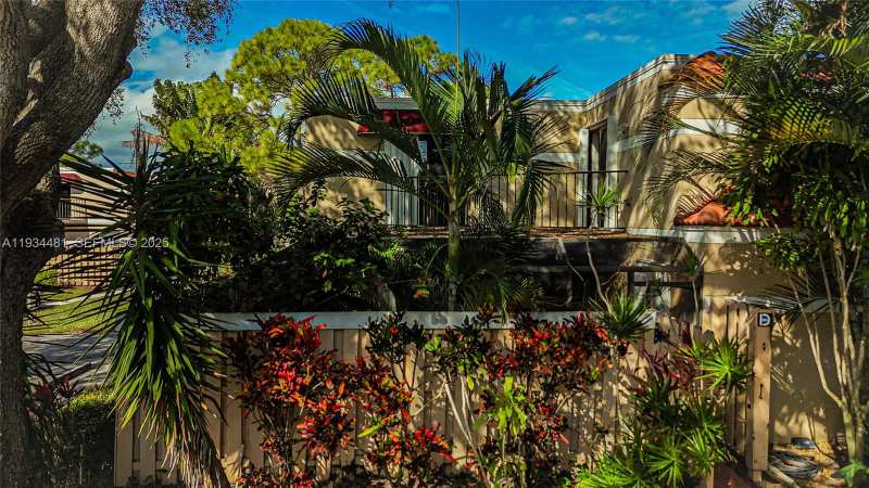 4205 Village Dr # D, Delray Beach FL 33445