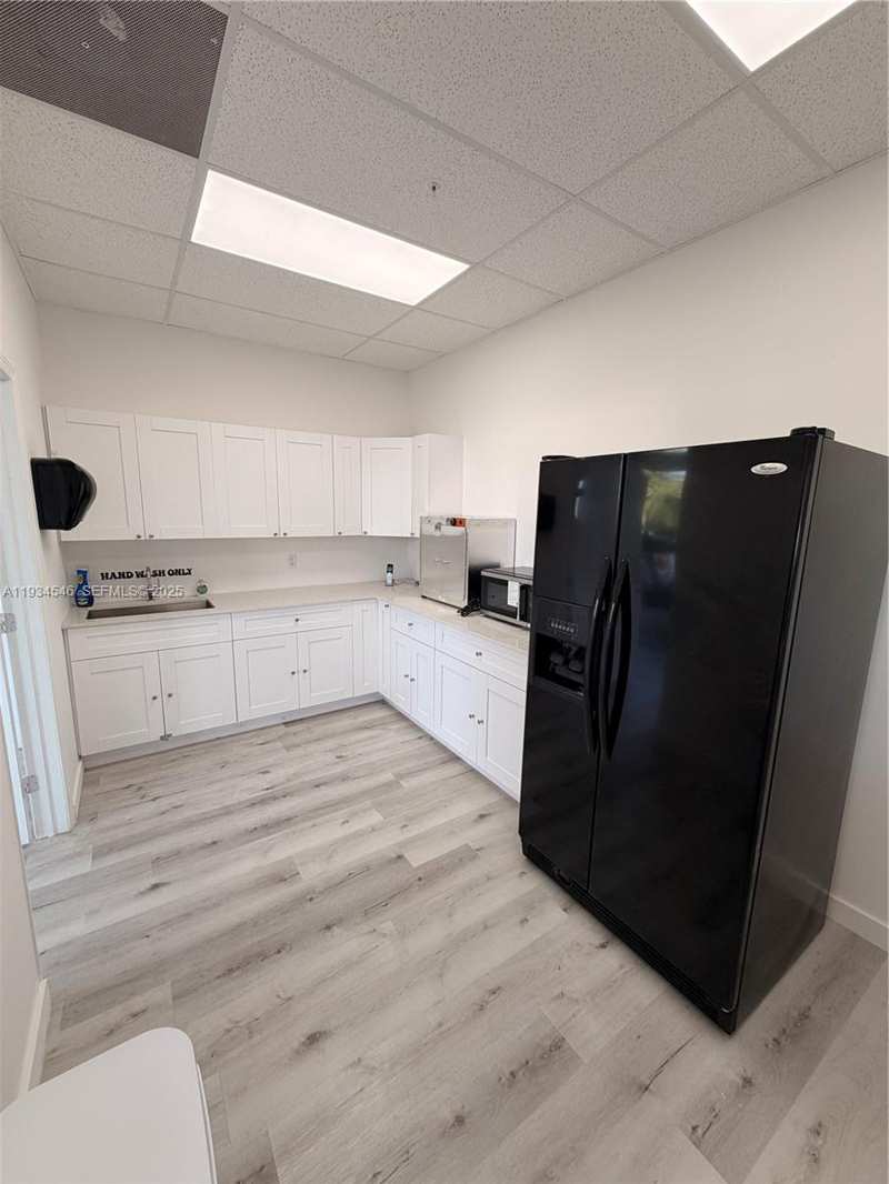 665 E 49 ST, Hialeah FL 33013