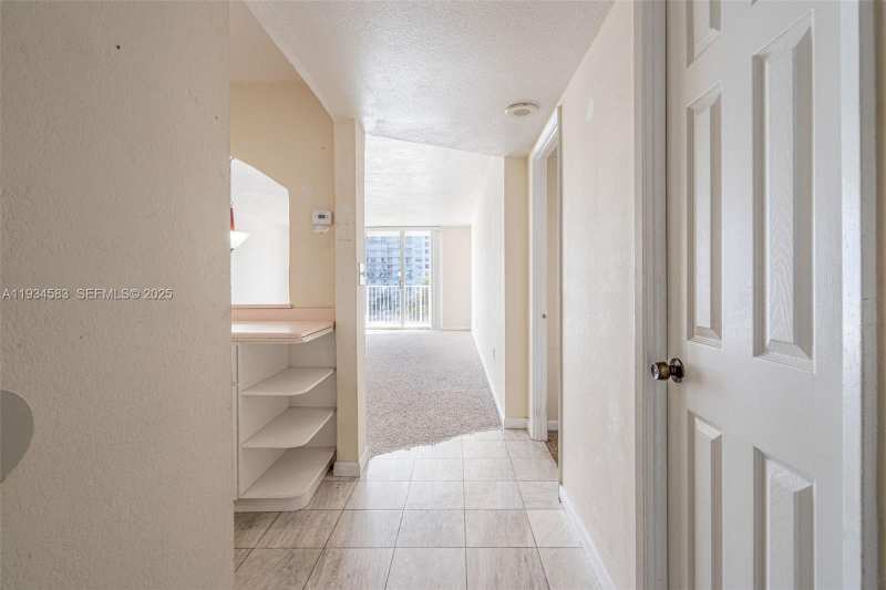 2801 NE 183rd St # 510W, Aventura FL 33160