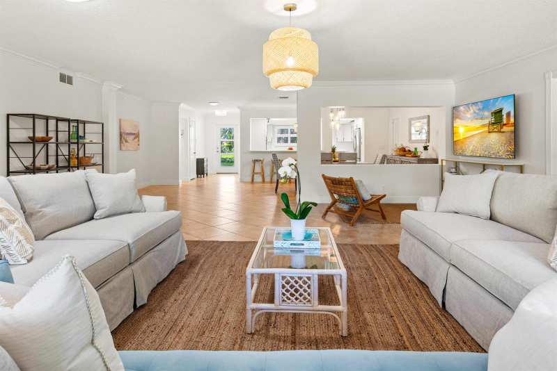 602 N Atlantic Drive, Lantana FL 33460