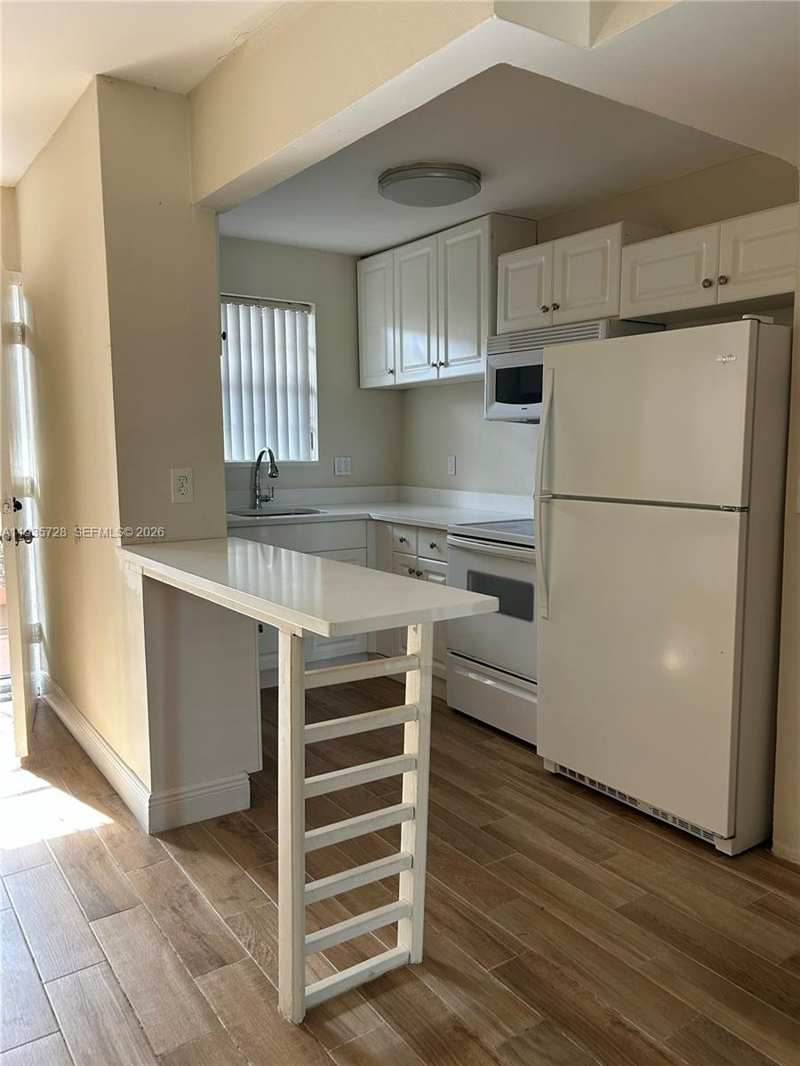 12500 NE 5th Ave # 309, North Miami FL 33161