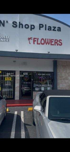 4090 NW 167th St, Miami FL 33054