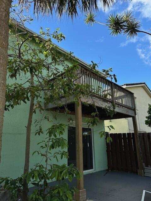 4172 Pine Hollow Circle, FL 33463
