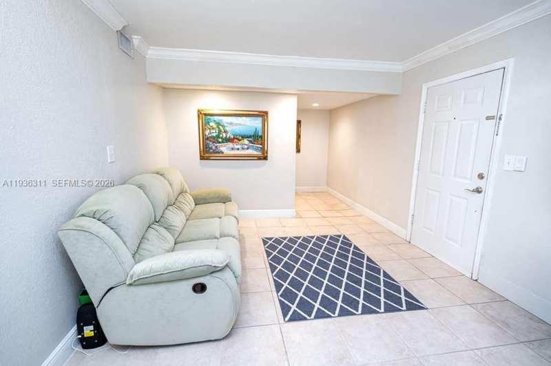 8600 SW 109th Ave # 114, Miami FL 33173