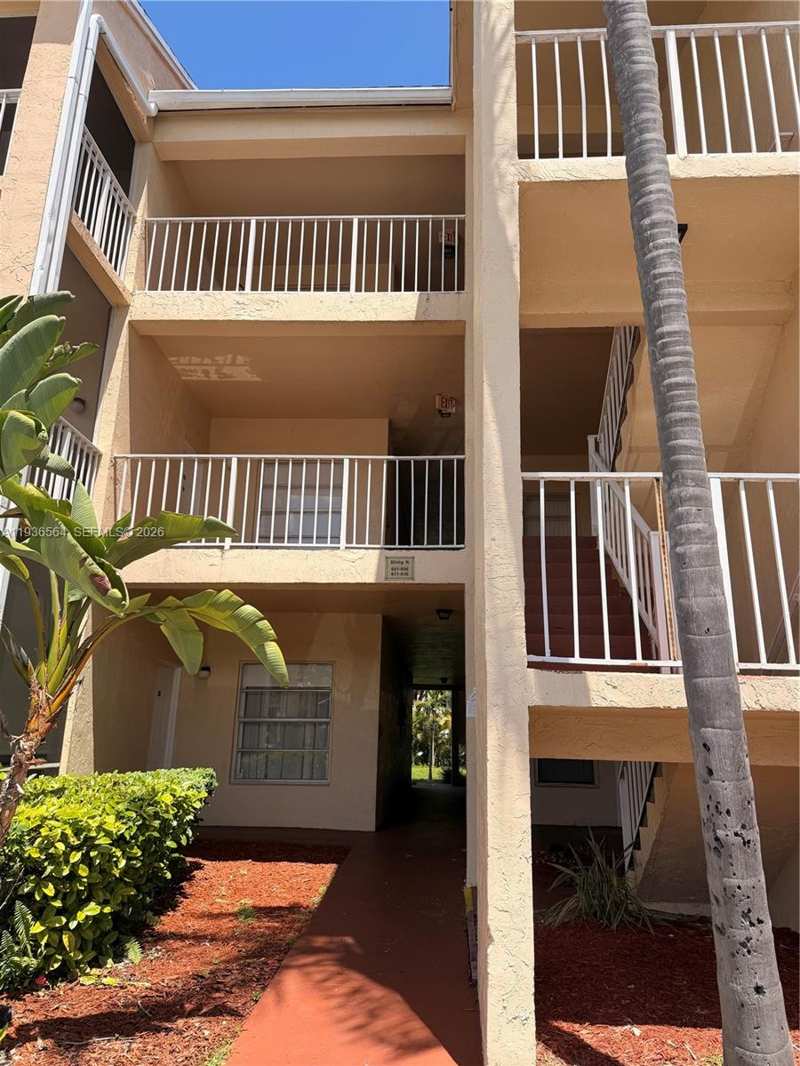 15325 SW 106 TE # 604, Miami FL 33196