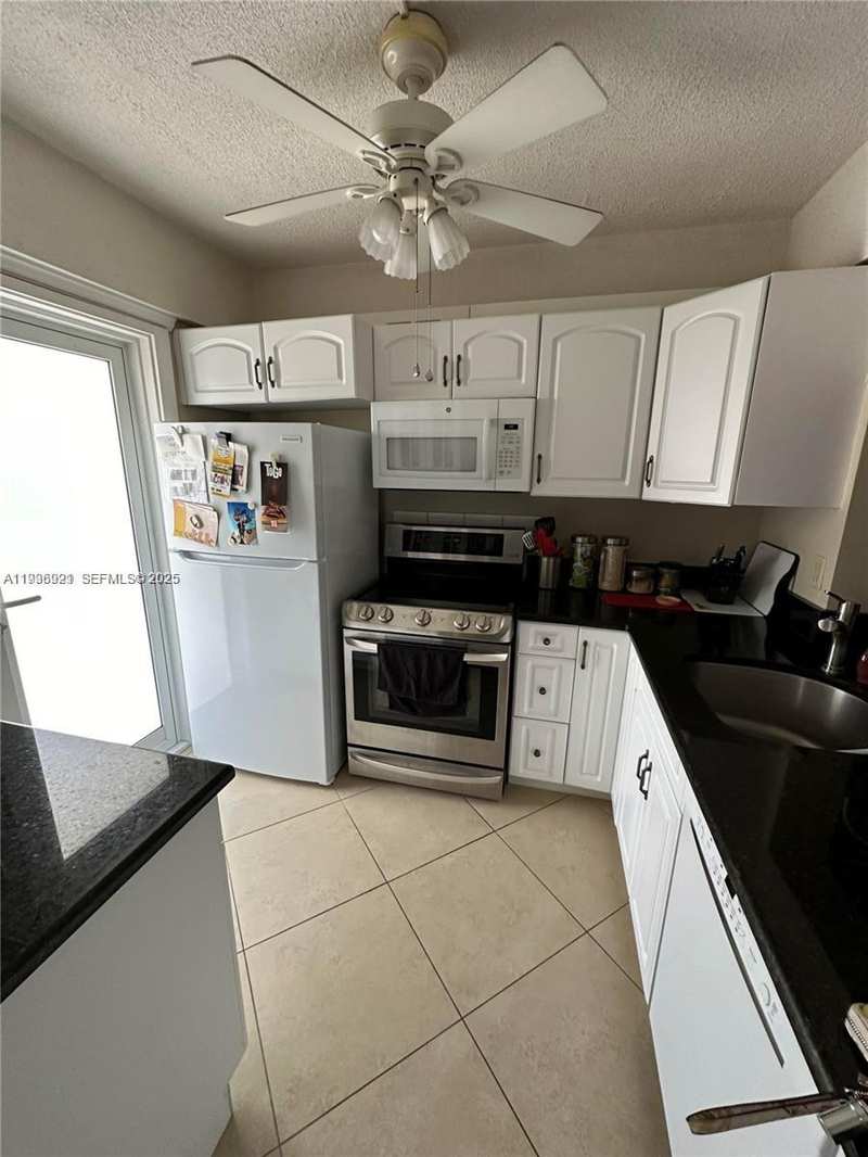 1481 S Ocean Blvd # 102E, Lauderdale By The Sea FL 33062