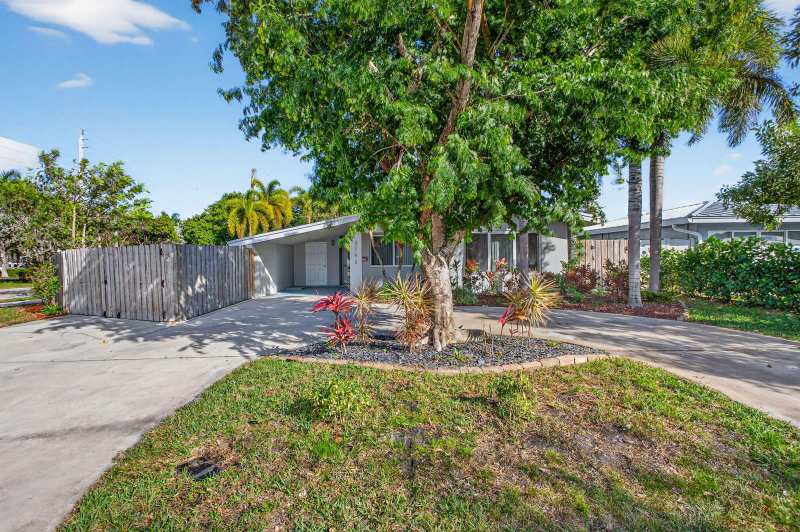 3792 NE 19th Avenue, Oakland Park FL 33308