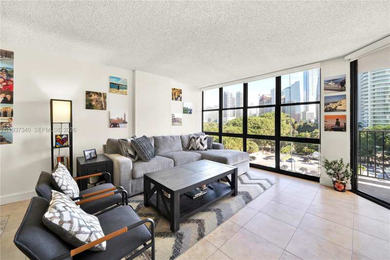 1901 Brickell Ave # B711, Miami FL 33129