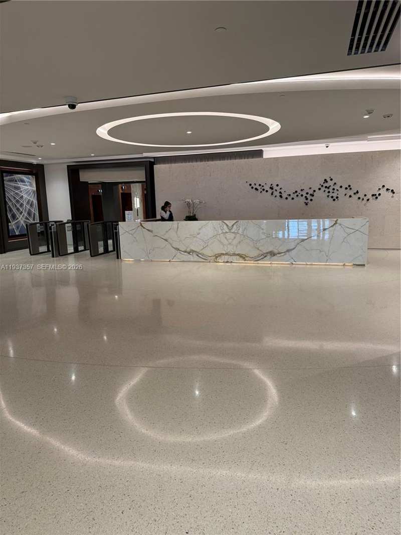 1717 N Bayshore Dr # 3542, Miami FL 33132