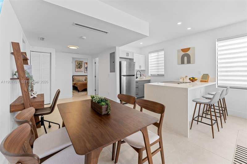 1144 SW 4th St # 8, Miami FL 33130