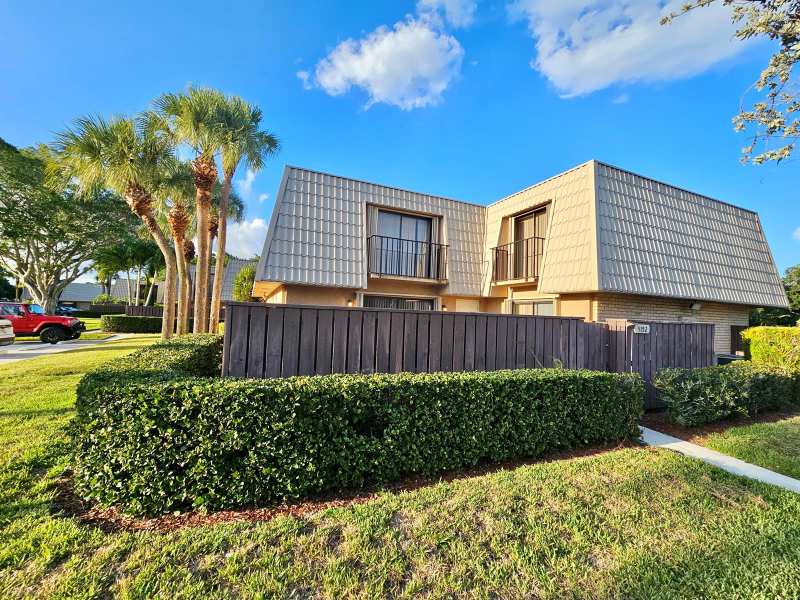 5152 51st Way, West Palm Beach FL 33409