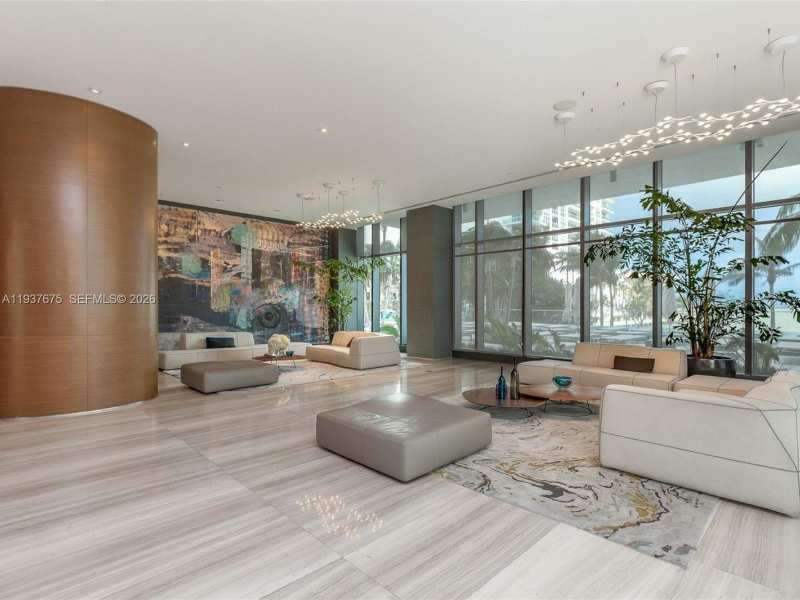 460 NE 28th St # 808, Miami FL 33137