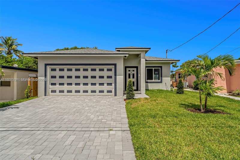 363 SW 1st Ter, Deerfield Beach FL 33441