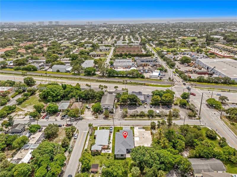 363 SW 1st Ter, Deerfield Beach FL 33441