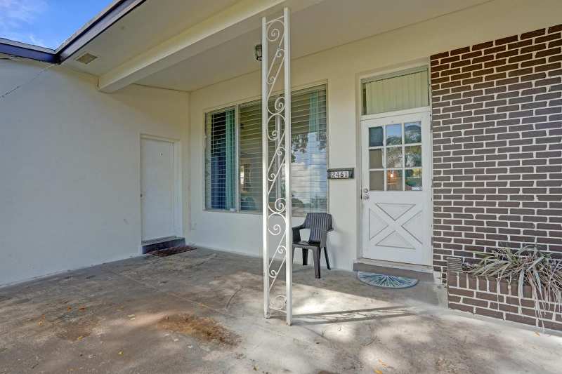 2461 NE 20th Avenue, Lighthouse Point FL 33064