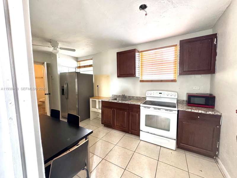 465 NE 157th Ter # 2, Miami FL 33162