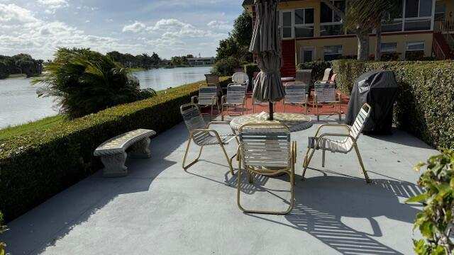 100 Stratford H, West Palm Beach FL 33417
