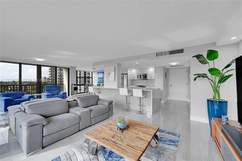 2049 S Ocean Dr # 701, Hallandale Beach FL 33009