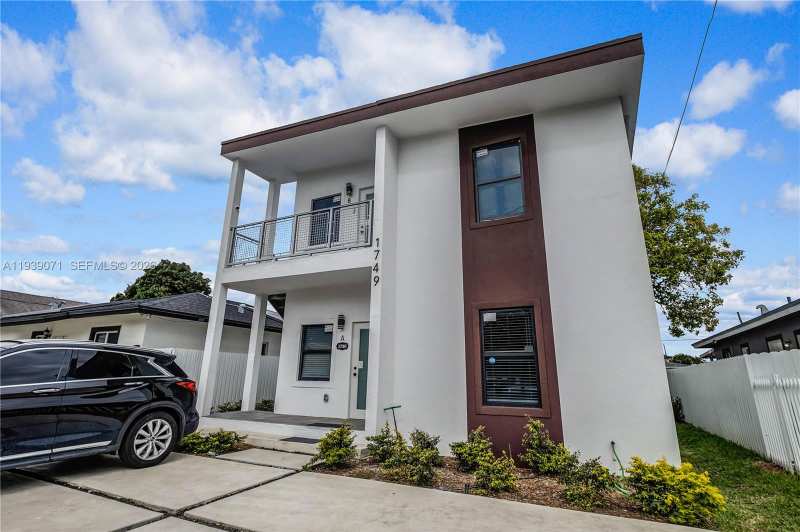 1749 NW 64th St # A, Miami FL 33147