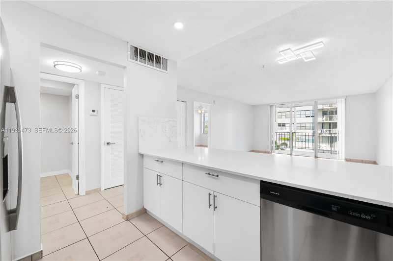 16710 NE 9th Ave # 307, North Miami Beach FL 33162