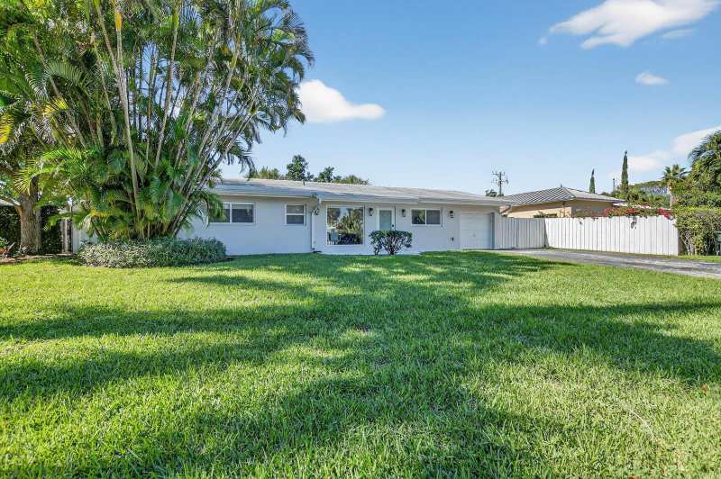 3751 NE 5th Avenue, Boca Raton FL 33431