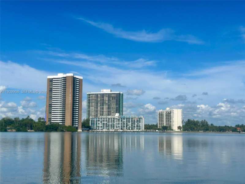 770 NE 69th St # 6F, Miami FL 33138