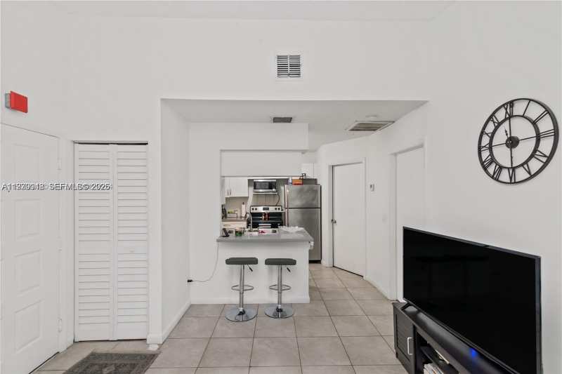 18348 NW 68th Ave # D, Hialeah FL 33015